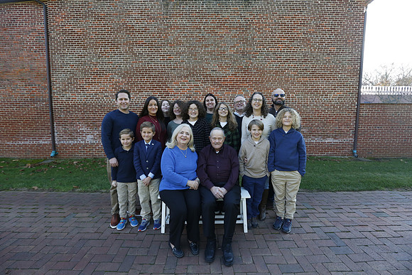 2022 Family Portraits - Hahn and Family