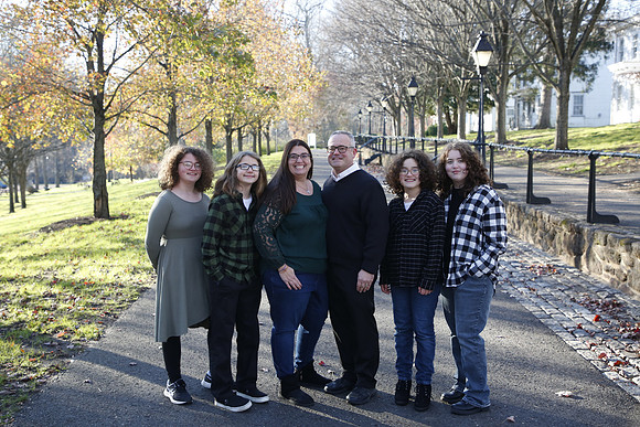 2022 Family Portraits - Hahn and Family