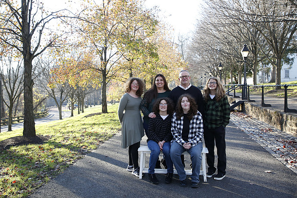 2022 Family Portraits - Hahn and Family