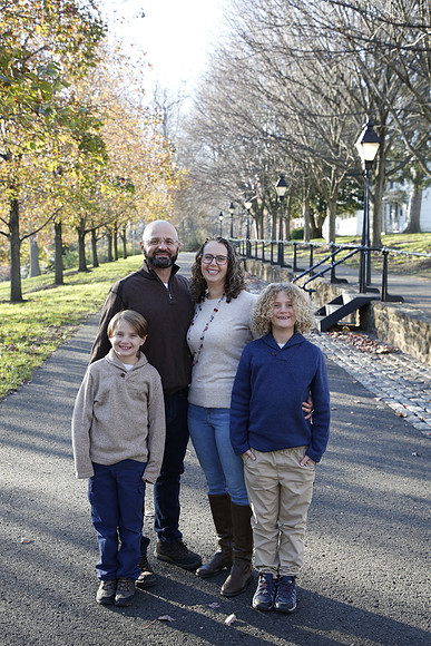 2022 Family Portraits - Hahn and Family