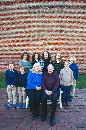 2022 Family Portraits - Hahn and Family