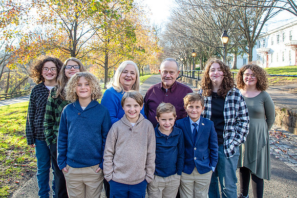 2022 Family Portraits - Hahn and Family