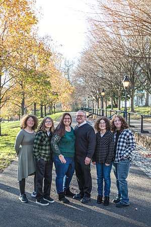 2022 Family Portraits - Hahn and Family