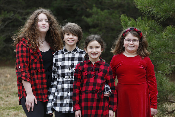 2020 Holiday Photos - Hahn