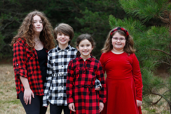2020 Holiday Photos - Hahn
