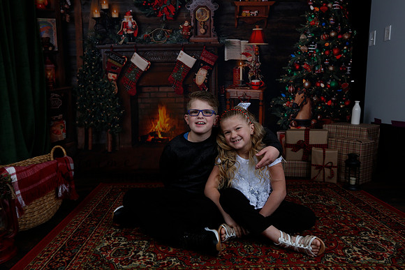2020 Holiday Mini Session - Kylie and Daulton