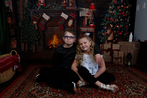 2020 Holiday Mini Session - Kylie and Daulton