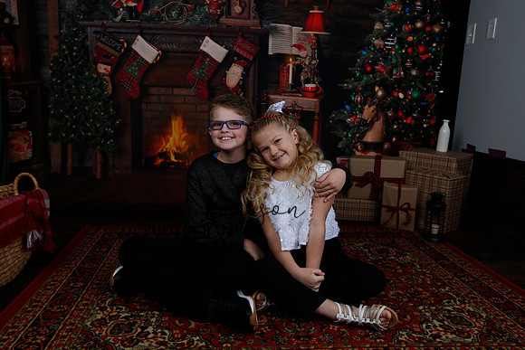 2020 Holiday Mini Session - Kylie and Daulton