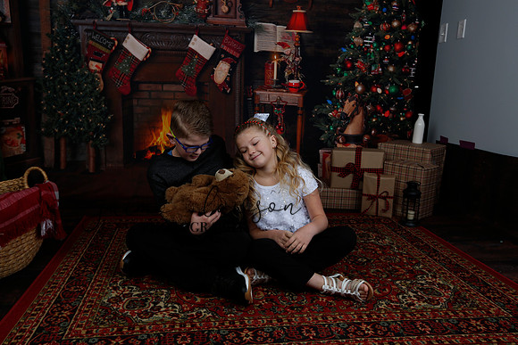 2020 Holiday Mini Session - Kylie and Daulton