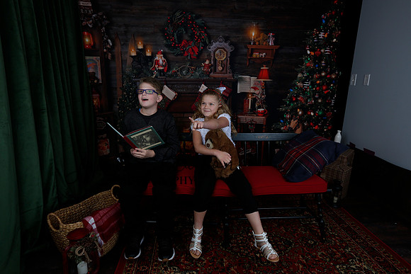 2020 Holiday Mini Session - Kylie and Daulton