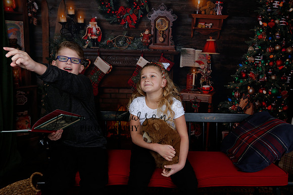 2020 Holiday Mini Session - Kylie and Daulton