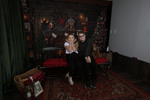 2020 Holiday Mini Session - Kylie and Daulton