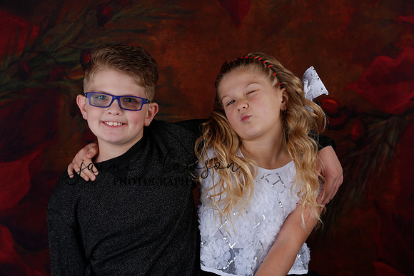 2020 Holiday Mini Session - Kylie and Daulton