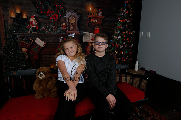 2020 Holiday Mini Session - Kylie and Daulton