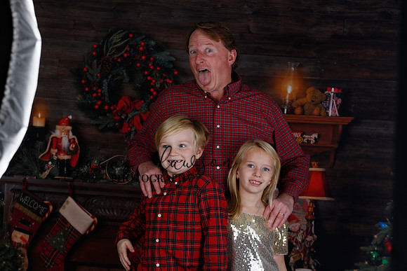 2020 Holiday Mini Session - Sharkey