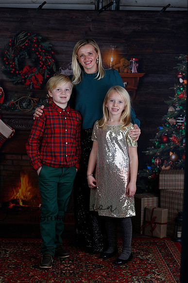 2020 Holiday Mini Session - Sharkey