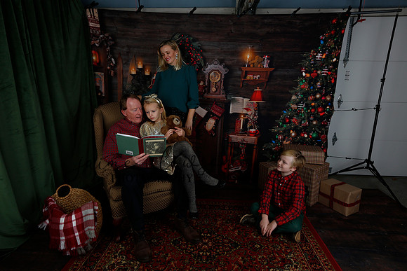 2020 Holiday Mini Session - Sharkey