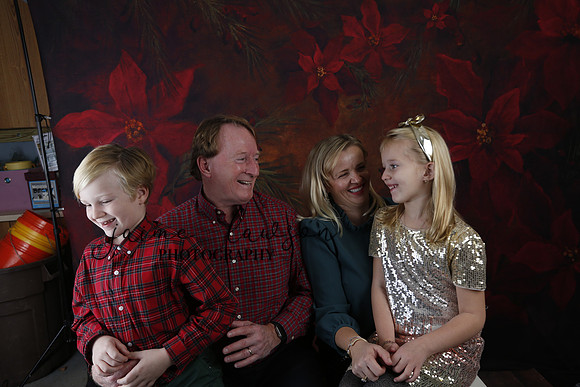 2020 Holiday Mini Session - Sharkey