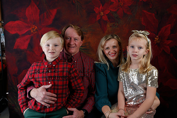 2020 Holiday Mini Session - Sharkey