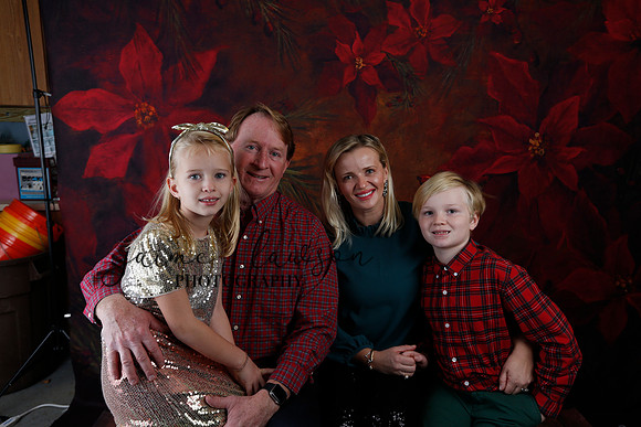2020 Holiday Mini Session - Sharkey