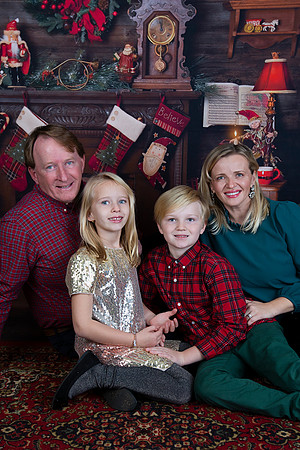 2020 Holiday Mini Session - Sharkey