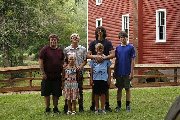 2021 Family Photo Session - Earle